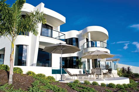 16 New Top Luxury House Designs