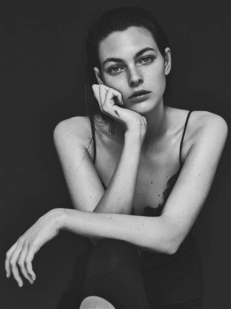 The Graduates Vittoria Ceretti Photography Poses Women Portrait Portrait Poses