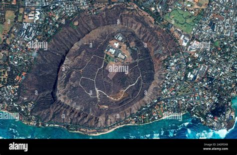 Volcanic Structure Hawaii Satellite Image Of The Diamond Head Tuff