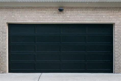 A healthy, well painted garage door with have the strength and structural integrity to stand up to the elements and also potentially to thieves too, playing its part in protecting your stuff. How To Paint A Garage Door | Black garage doors, Garage door paint, Best garage doors