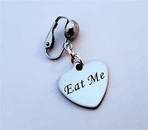 Eat Me Clit Clip On Pussy Jewelry Erotic Labial Clip Intimate Vaginal Jewelry Non Piercing