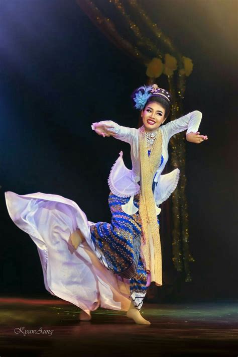 Myanmar Dance