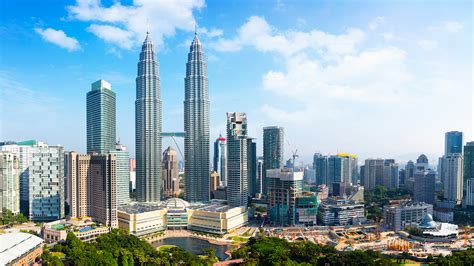Buildings That Elevated Cities Petronas Towers Modus Rics