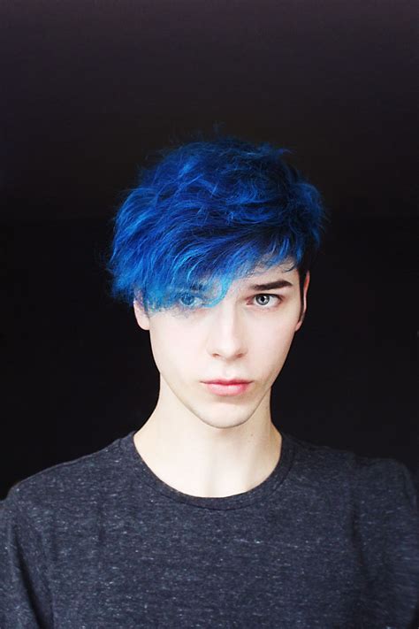 33 Cool Blue Hair Ideas That Youl Want To Get Mens Blue Hair Men
