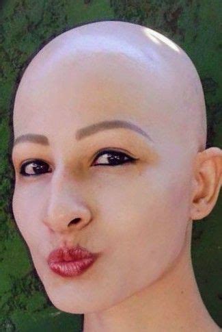 Hairdare Bald Smooth Headshave Closeshave Baldwoman Shavedhead