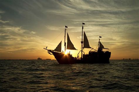 Famous Pirate Ships In History Pirate Show Cancun