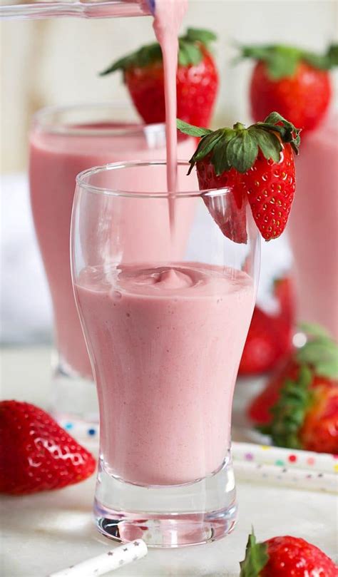 Easy Strawberry Banana Smoothie Recipe The Suburban Soapbox