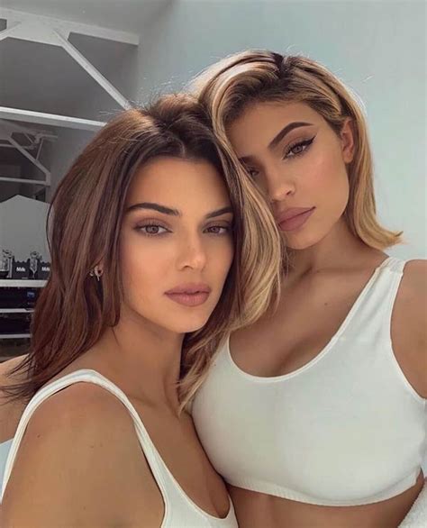 Kendall Jenner Cambia De Look Y Se Convierte En Kylie