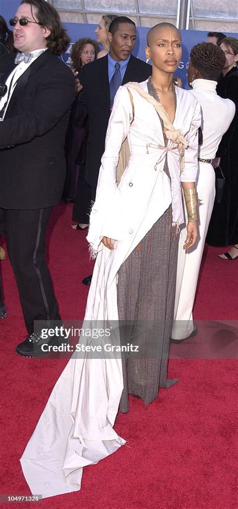Erykah Badu During 43rd Annual Grammy Awards At Staples Center In Los