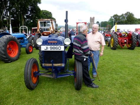 Fordson Tractor Plumbridge Vintage Kenneth Allen Cc By Sa 2 0