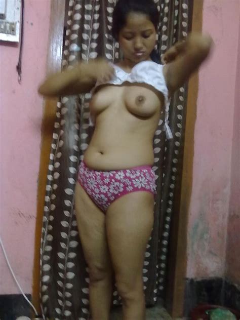 Porn Pics Indian Assami Girl Showing Her Naked Body Indian Porn Photos