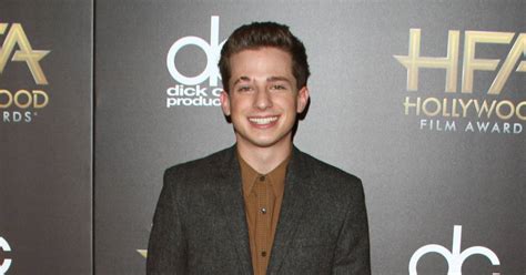 How did selena and charlie come together to make the song? Charlie Puth à la 19ème cérémonie annuelle des Hollywood ...