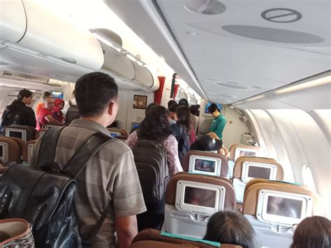 Membuat rencana liburan memang hal yang begini simulasinya, misalnya harga tiket penerbangan dari jakarta ke surabaya adalah. Tiket Pesawat Garuda Jakarta - Padang Rp. 999.999
