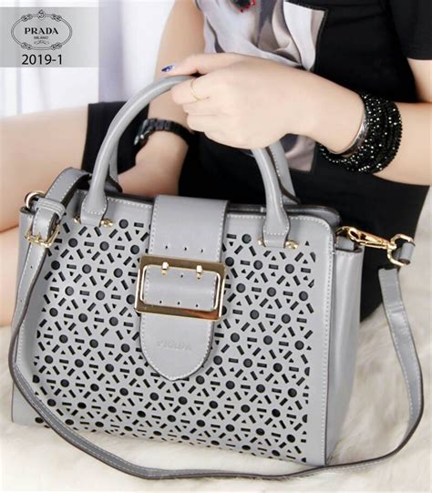 Tas branded murah bandung,tas branded nagita slavina,tas branded new,tas branded nagoya,tas branded nikita willy,tas branded nagoya batam, 38+ Top Inspirasi Foto Tas Terbaru 2021