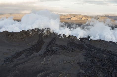 Iceland Volcano Eruption Spectacular Images Of Bárðarbunga Lava