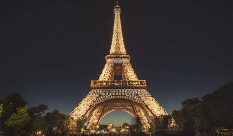21 Fun Facts About The Eiffel Tower Facts