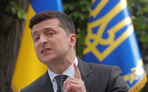 Ukrainian president again asks pope to help with citizens' release ...
