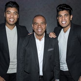 No se justifica que se vengan a tomar una foto con mi hijo y la cojan de recocha, dijo el cantante. Historia de Kaleth Morales: familia, novia, éxitos, muerte ...