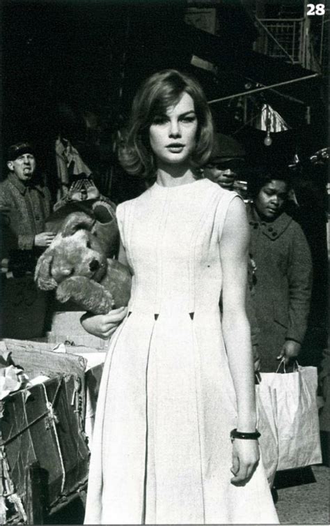 Vogue Uk Jean Shrimpton New York 1962 In 2020 Jean