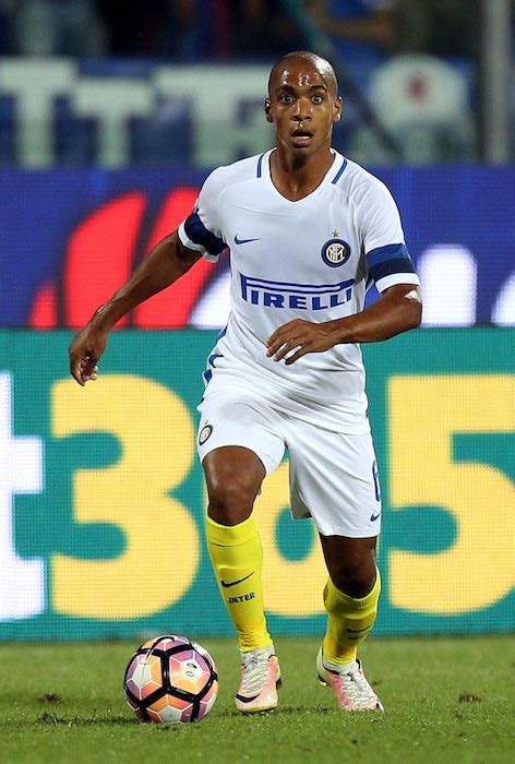 €12.00m * jan 19, 1993 in porto, portugal João Mário Height Weight Body Statistics - Healthy Celeb