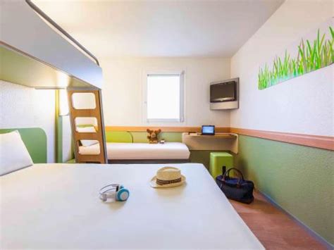 At budget hotel singapore however, it is the passion and focus that lives within this apartment style accommodation that makes all the difference. LIMONEST - Map of Limonest 69760 France