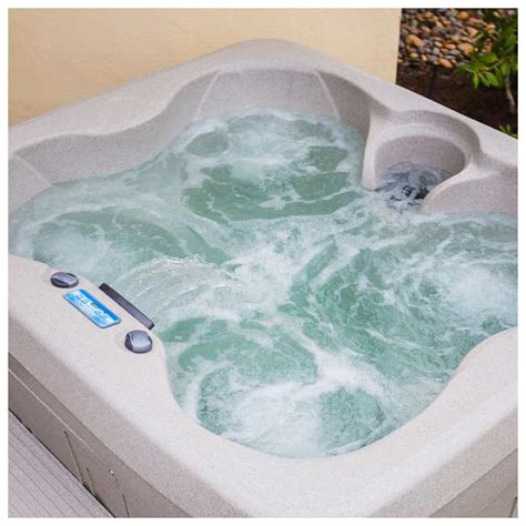 Aquaterra Benicia Plug In 4 Person Hot Tub Spa Certified Refurbished Aquabenecia Rb