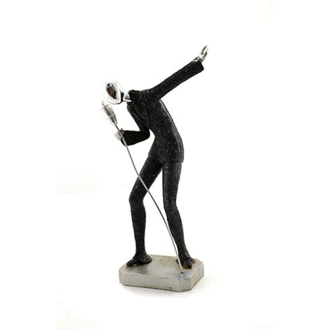 Statueta Cantaret La Microfon Decoratiune Pentru Interior