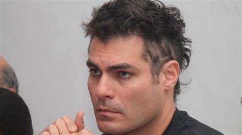 Thiago lacerda (born january 19, 1978 in rio de janeiro, brazil) is a brazilian actor of portuguese origin. Thiago Lacerda - Famosos - UOL Entretenimento