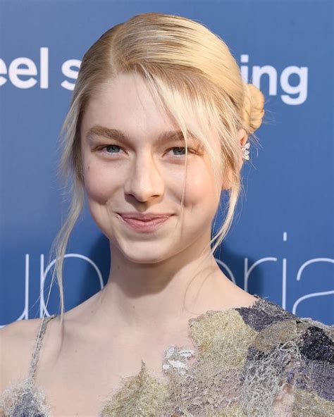 Euphoria On Hbo Cast Who Is Actress Hunter Schafer Who Is Jules In