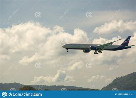Boeing Aeroflot Landing Approach Editorial Stock Image Image Of