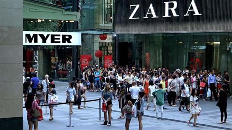Find your nearest vi™ store. The reclusive billionaire: secret life of Zara boss ...