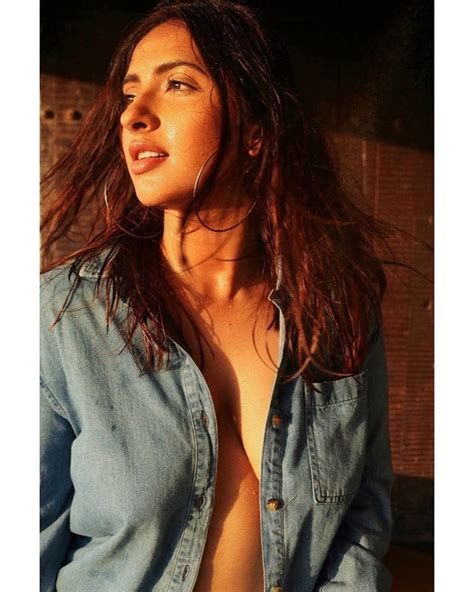 Akansha Ranjan Kapoor Hot Naked Pics Realpornclip