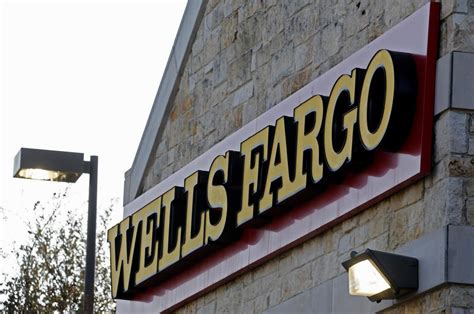 Wells Fargo To Pay 1b To Settle Shareholder Lawsuit Over Fake Accounts