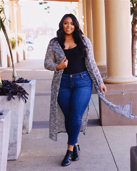 Curvy Winter Outfits For Plus Size Ladies