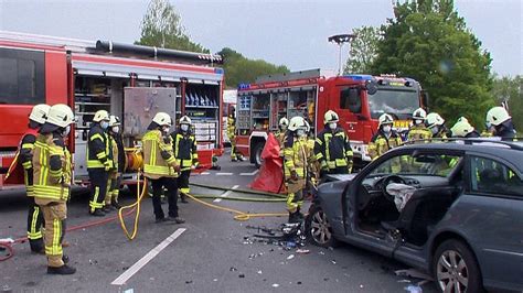Krefelder wird bei Unfall in Kempen schwer verletzt