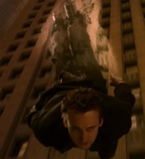 In 10x12 collateral, clark briefly flies with lois around a virtual metropolis. Christopher Reeve's SUPERMAN vs Team SMALLVILLE ...