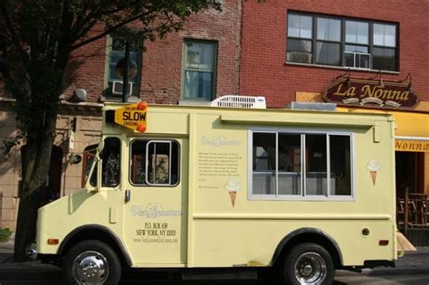 Some ice cream truck locator apps even have the ability to allow customers to message the ice cream truck business and notify them that a customer is waiting. Van Leeuwen Ice Artisan Ice Cream Truck - Photos - Yelp