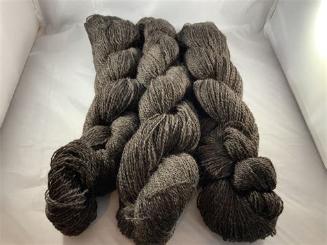 Natural Black Woolalpaca Blend Yarn Fluffy U Fiber Farm
