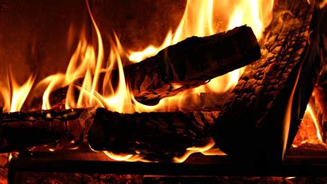 Fireplace Wallpapers Top Free Fireplace Backgrounds Wallpaperaccess