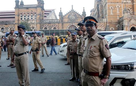 Pm Modis Mumbai Visit Security Beefed Up 4500 Police Personnel Deployed In Western Suburbs