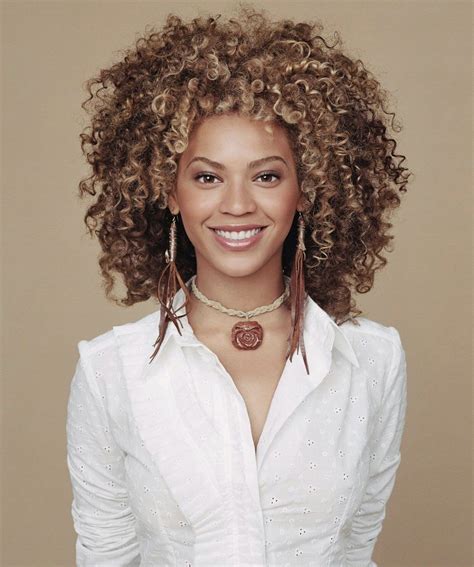Beyoncé On Twitter Beyonce Curly Hair Beyonce Queen Beyonce Photoshoot
