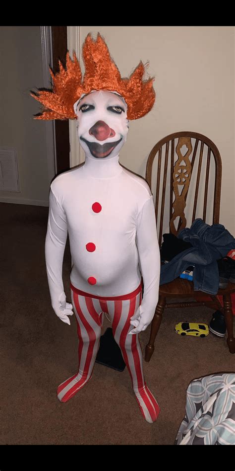 Pennywise Costume Fail