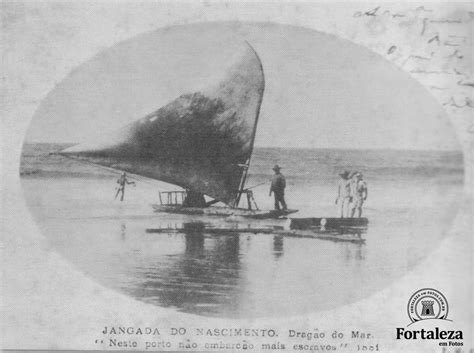 The center contains facilities for exhibitions, a theatre, a library, a cinema and a planetarium. bairro da Prainha, onde residia o Dragão do Mar - foto de 1900