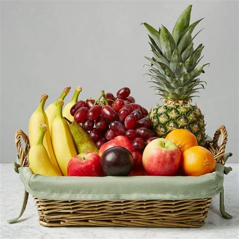 Fresh And Pretty Edible Fruit Basket Home Ideas Utility Collective