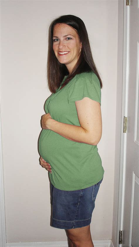 18 Weeks The Maternity Gallery