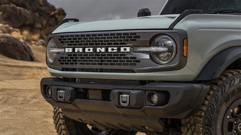 Nové Ford Bronco 2022 Technické údaje Motory Ceny