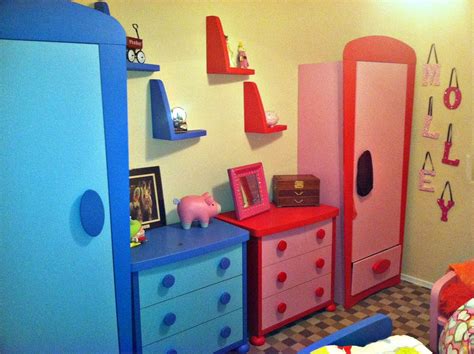 Stunning Ikea Kids Room Reflects Cheerful Character With Colorful Item