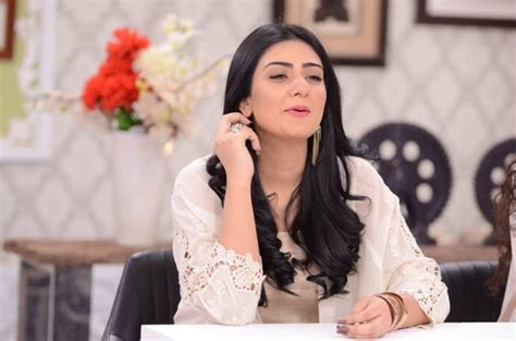 Popular pakistani actors imran ashraf and sarah khan will pair up for the first time in wajahat rauf's upcoming fans are excited to see an onscreen romance between sarah khan and imran ashraf. Sisters (Sara Khan and Noor Khan) Vs Brothers (Ali Agha ...