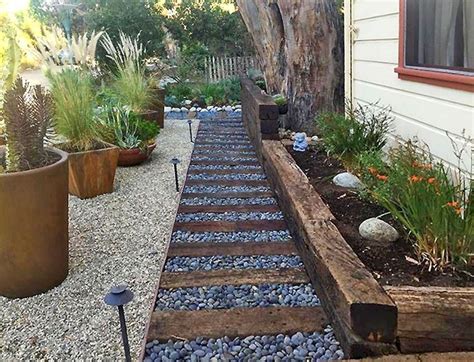 40 Incredible Edging Garden For Your Front Yard Side