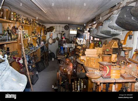 Collector shop by the road side Stock Photo - Alamy